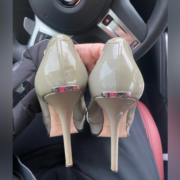 CHRISTIAN DIOR HEELS - Picture 3 of 4